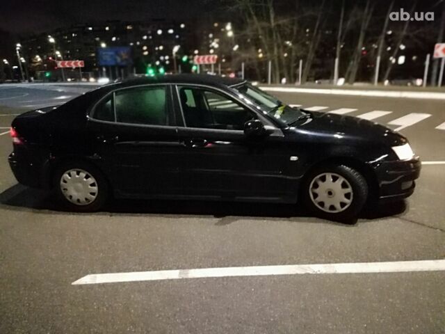 Черный Сааб 9-3, объемом двигателя 0 л и пробегом 268 тыс. км за 3200 $, фото 3 на Automoto.ua