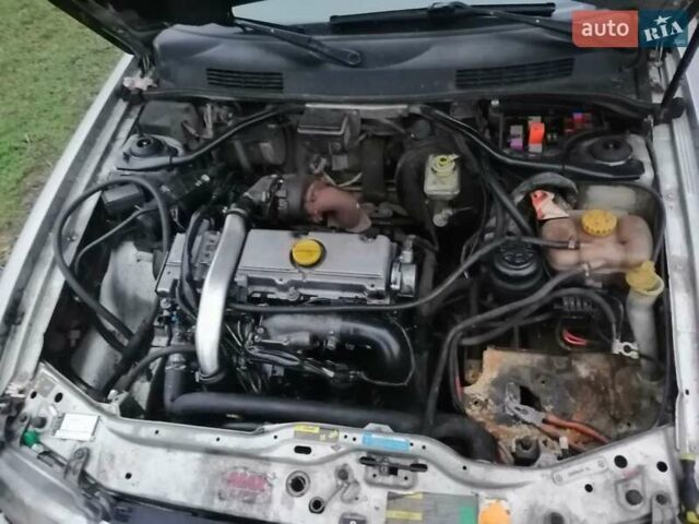 Серый Сааб 9-3, объемом двигателя 2.2 л и пробегом 350 тыс. км за 650 $, фото 3 на Automoto.ua