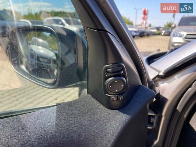Сірий Сааб 9-3, об'ємом двигуна 1.99 л та пробігом 285 тис. км за 4400 $, фото 12 на Automoto.ua