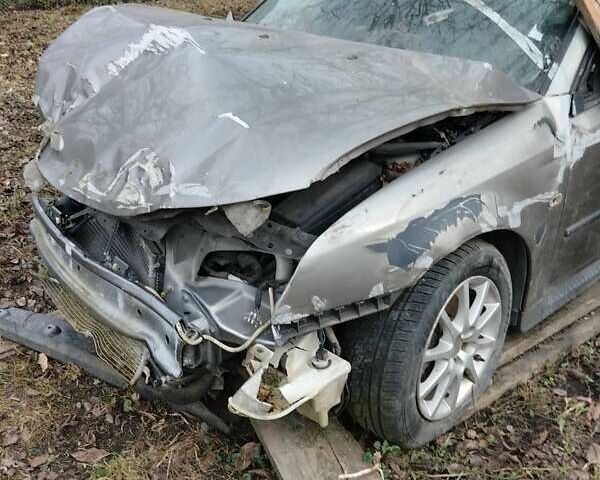 Серый Сааб 9-3, объемом двигателя 2 л и пробегом 160 тыс. км за 2500 $, фото 2 на Automoto.ua