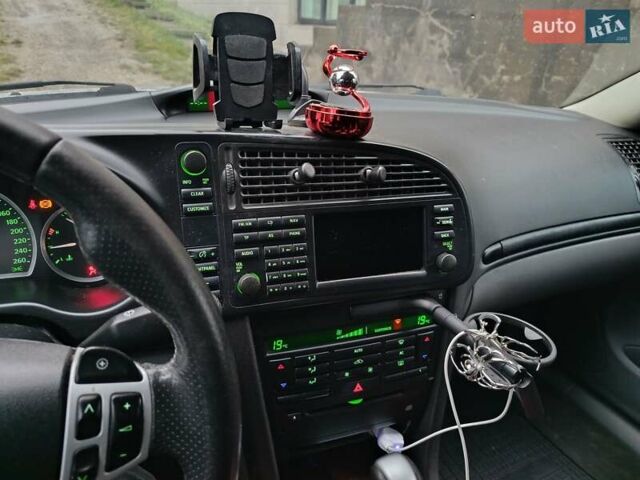Серый Сааб 9-3, объемом двигателя 2 л и пробегом 376 тыс. км за 4000 $, фото 6 на Automoto.ua