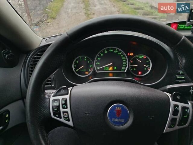 Серый Сааб 9-3, объемом двигателя 2 л и пробегом 376 тыс. км за 4000 $, фото 4 на Automoto.ua