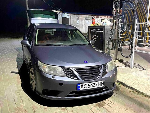 Серый Сааб 9-3, объемом двигателя 2 л и пробегом 236 тыс. км за 8888 $, фото 3 на Automoto.ua