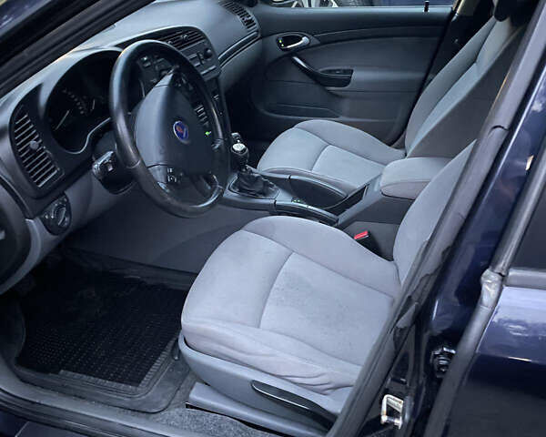 Синій Сааб 9-3, об'ємом двигуна 2.17 л та пробігом 296 тис. км за 2999 $, фото 5 на Automoto.ua