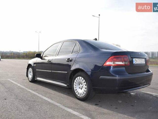 Синій Сааб 9-3, об'ємом двигуна 2.2 л та пробігом 399 тис. км за 3300 $, фото 5 на Automoto.ua