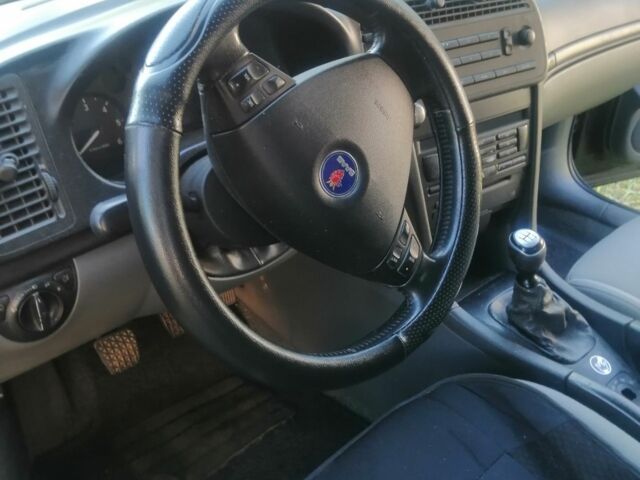 Черный Сааб 9-3 X, объемом двигателя 2.2 л и пробегом 340 тыс. км за 3100 $, фото 5 на Automoto.ua