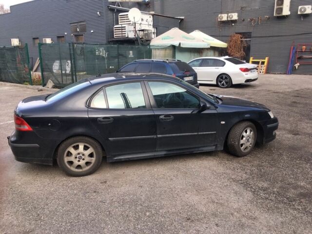 Черный Сааб 9-3 X, объемом двигателя 2.2 л и пробегом 280 тыс. км за 2400 $, фото 3 на Automoto.ua