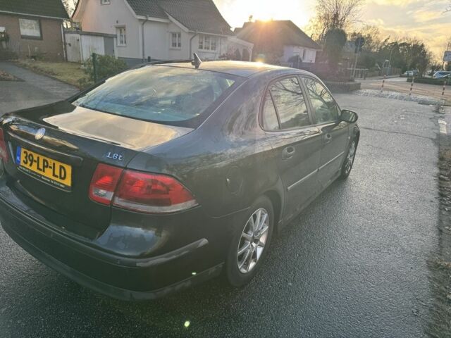 Черный Сааб 9-3 X, объемом двигателя 1.8 л и пробегом 170 тыс. км за 1150 $, фото 3 на Automoto.ua