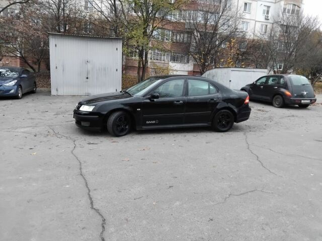 Черный Сааб 9-3 X, объемом двигателя 2.2 л и пробегом 340 тыс. км за 1700 $, фото 1 на Automoto.ua