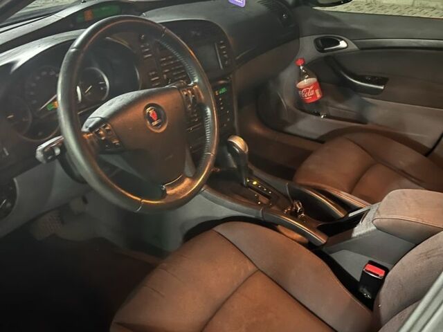 Черный Сааб 9-3 X, объемом двигателя 1.9 л и пробегом 450 тыс. км за 2500 $, фото 5 на Automoto.ua