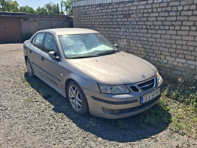 Серый Сааб 9-3 X, объемом двигателя 2 л и пробегом 320 тыс. км за 1202 $, фото 2 на Automoto.ua
