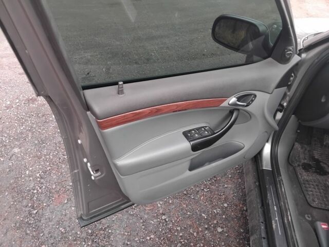 Серый Сааб 9-3 X, объемом двигателя 2.2 л и пробегом 300 тыс. км за 4500 $, фото 12 на Automoto.ua