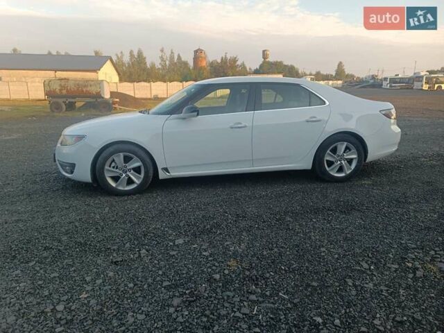 Белый Сааб 9-5, объемом двигателя 2 л и пробегом 203 тыс. км за 14000 $, фото 3 на Automoto.ua
