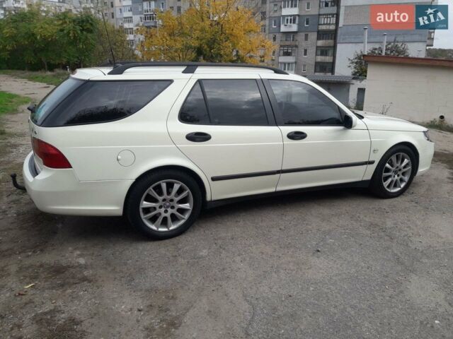 Белый Сааб 9-5, объемом двигателя 1.9 л и пробегом 360 тыс. км за 3999 $, фото 4 на Automoto.ua