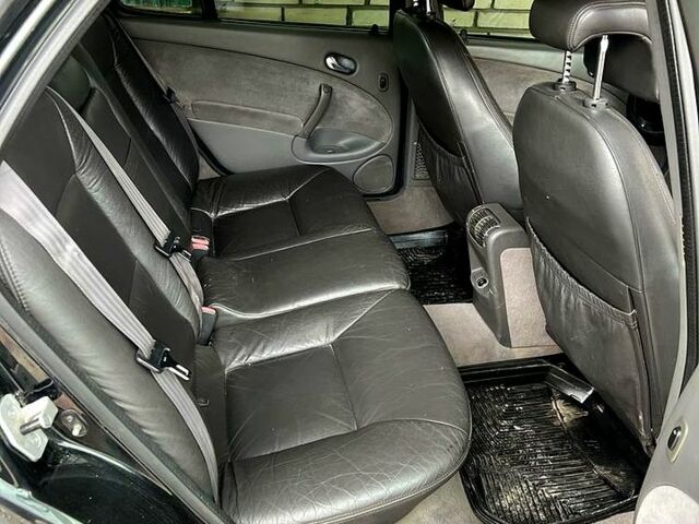 Чорний Сааб 9-5, об'ємом двигуна 2 л та пробігом 320 тис. км за 3500 $, фото 7 на Automoto.ua