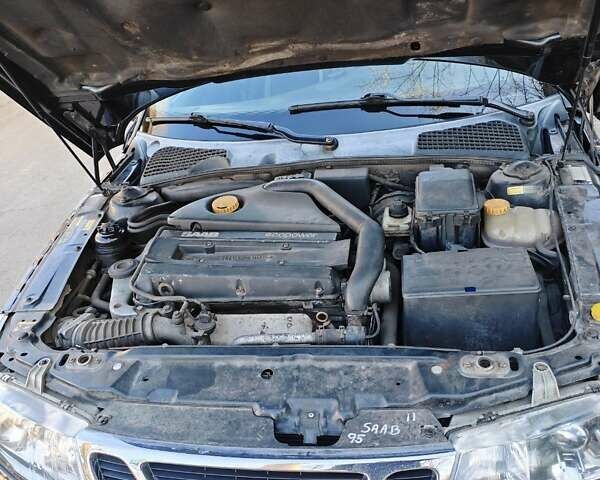 Черный Сааб 9-5, объемом двигателя 2 л и пробегом 508 тыс. км за 3800 $, фото 11 на Automoto.ua