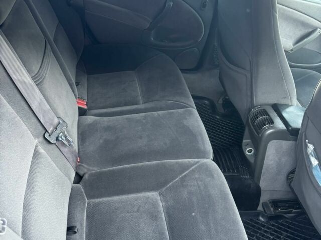 Чорний Сааб 9-5, об'ємом двигуна 2 л та пробігом 406 тис. км за 2300 $, фото 7 на Automoto.ua