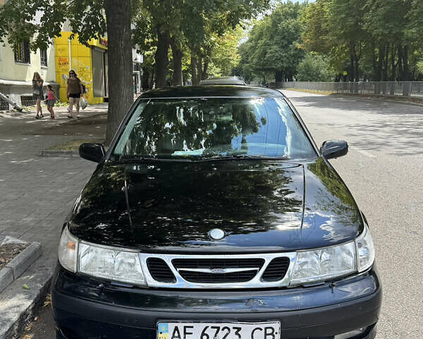 Чорний Сааб 9-5, об'ємом двигуна 2.3 л та пробігом 250 тис. км за 2900 $, фото 4 на Automoto.ua