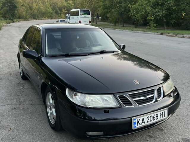 Черный Сааб 9-5, объемом двигателя 2.2 л и пробегом 403 тыс. км за 2000 $, фото 2 на Automoto.ua