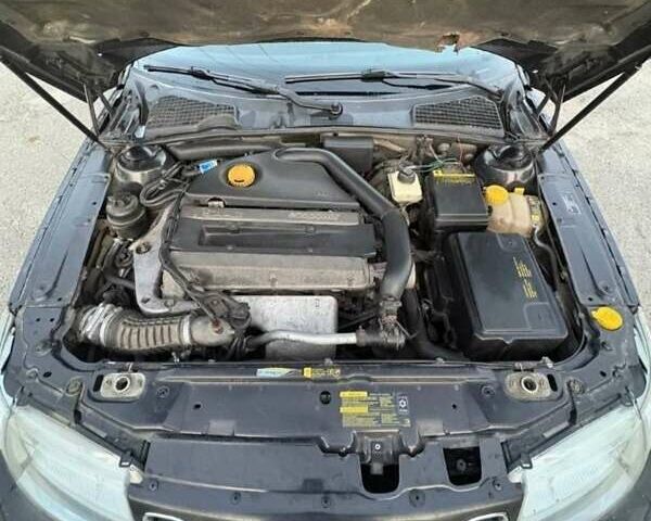 Черный Сааб 9-5, объемом двигателя 1.99 л и пробегом 289 тыс. км за 4200 $, фото 4 на Automoto.ua