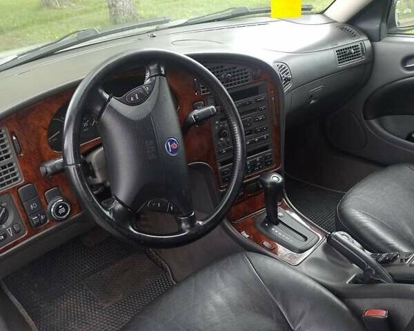 Сааб 9-5, объемом двигателя 2 л и пробегом 333 тыс. км за 3500 $, фото 6 на Automoto.ua