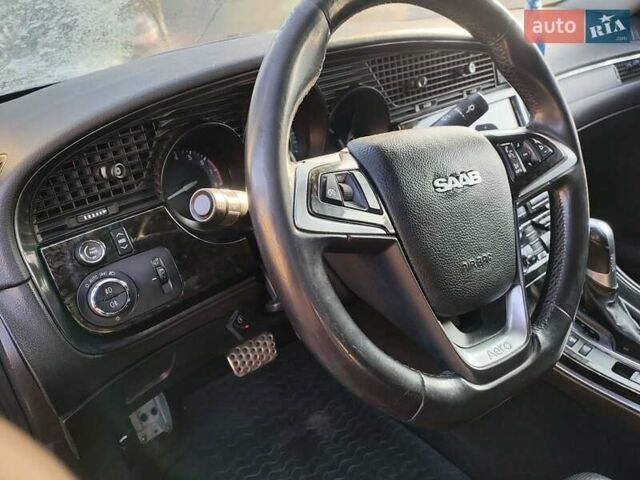 Сааб 9-5, объемом двигателя 2.8 л и пробегом 300 тыс. км за 10000 $, фото 1 на Automoto.ua