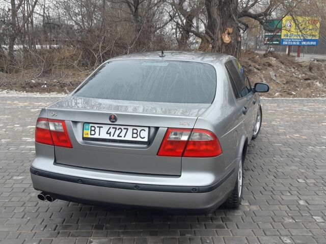 Серый Сааб 9-5, объемом двигателя 3 л и пробегом 300 тыс. км за 6000 $, фото 1 на Automoto.ua