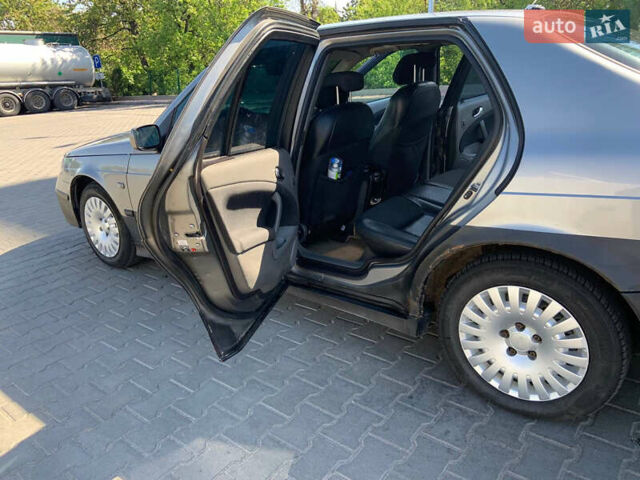 Сірий Сааб 9-5, об'ємом двигуна 2.29 л та пробігом 376 тис. км за 3950 $, фото 11 на Automoto.ua