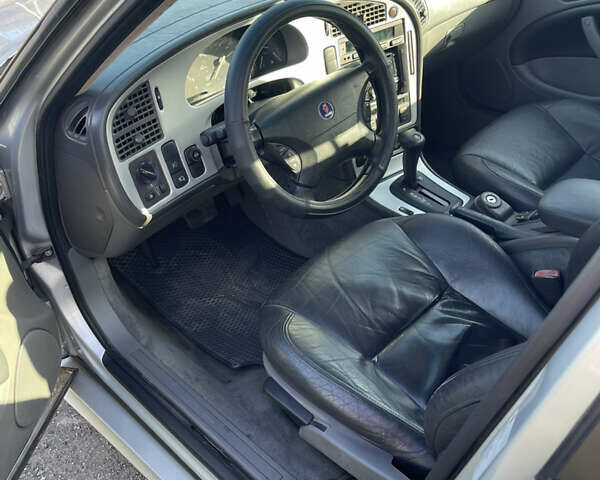 Сірий Сааб 9-5, об'ємом двигуна 2.29 л та пробігом 388 тис. км за 4500 $, фото 7 на Automoto.ua