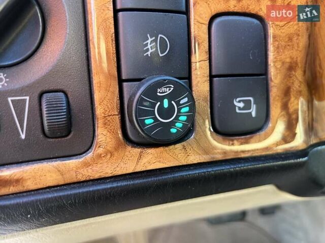 Серый Сааб 9-5, объемом двигателя 2.29 л и пробегом 331 тыс. км за 7500 $, фото 17 на Automoto.ua