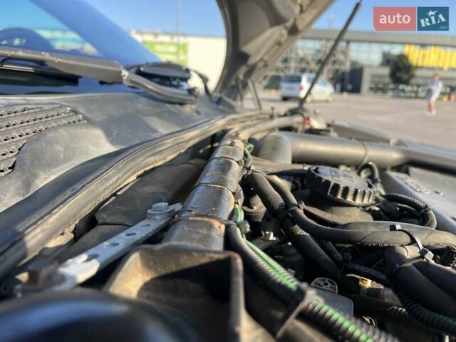 Серый Сааб 9-5, объемом двигателя 2.29 л и пробегом 331 тыс. км за 7500 $, фото 30 на Automoto.ua