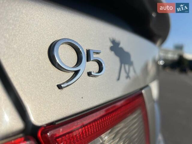 Серый Сааб 9-5, объемом двигателя 2.29 л и пробегом 331 тыс. км за 7500 $, фото 9 на Automoto.ua