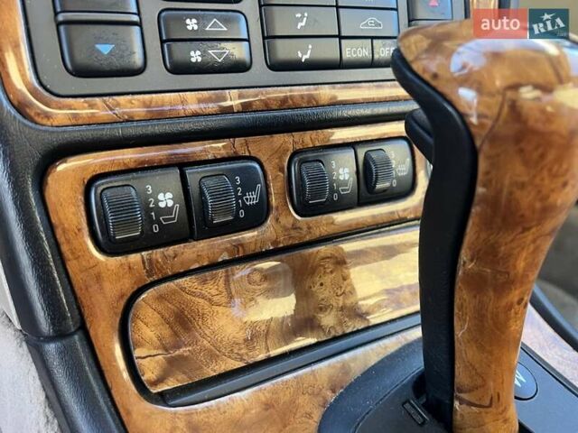 Серый Сааб 9-5, объемом двигателя 2.29 л и пробегом 331 тыс. км за 7500 $, фото 16 на Automoto.ua