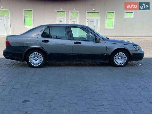 Сірий Сааб 9-5, об'ємом двигуна 2.29 л та пробігом 376 тис. км за 3950 $, фото 7 на Automoto.ua