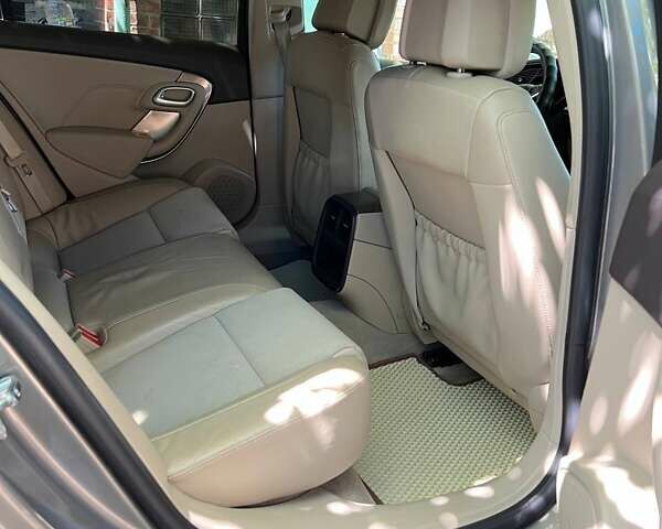 Серый Сааб 9-5, объемом двигателя 2 л и пробегом 206 тыс. км за 13000 $, фото 9 на Automoto.ua