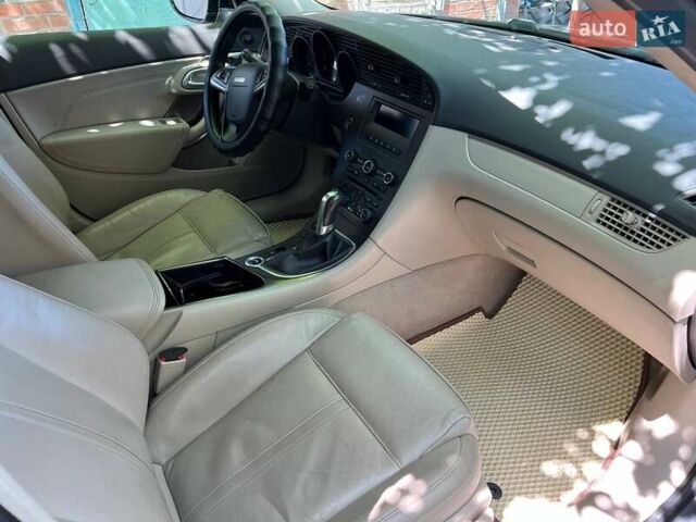 Серый Сааб 9-5, объемом двигателя 2 л и пробегом 206 тыс. км за 13000 $, фото 13 на Automoto.ua