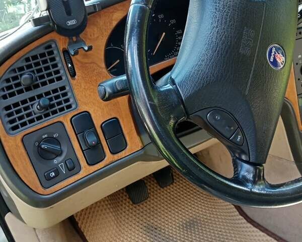 Серый Сааб 9-5, объемом двигателя 2.3 л и пробегом 244 тыс. км за 4500 $, фото 5 на Automoto.ua