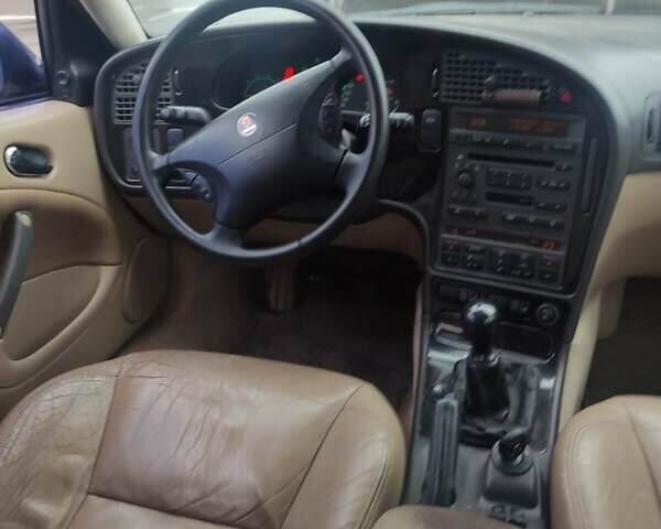 Серый Сааб 9-5, объемом двигателя 2.29 л и пробегом 417 тыс. км за 3200 $, фото 4 на Automoto.ua