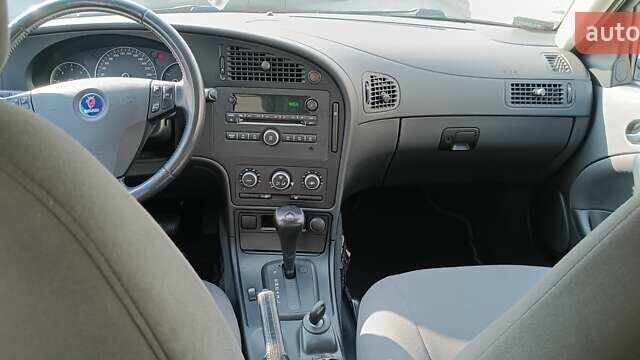 Сірий Сааб 9-5, об'ємом двигуна 1.9 л та пробігом 353 тис. км за 6050 $, фото 2 на Automoto.ua