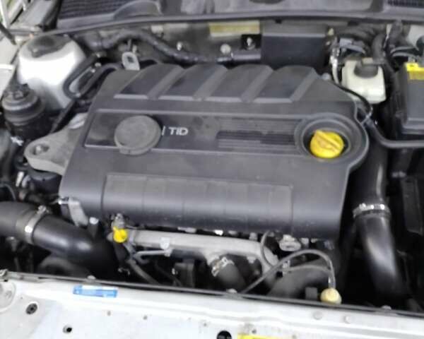 Сірий Сааб 9-5, об'ємом двигуна 1.9 л та пробігом 360 тис. км за 6200 $, фото 8 на Automoto.ua