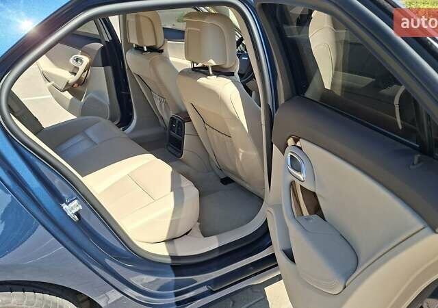 Синий Сааб 9-5, объемом двигателя 2 л и пробегом 201 тыс. км за 13000 $, фото 5 на Automoto.ua