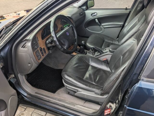 Синий Сааб 9-5, объемом двигателя 2 л и пробегом 480 тыс. км за 2999 $, фото 1 на Automoto.ua