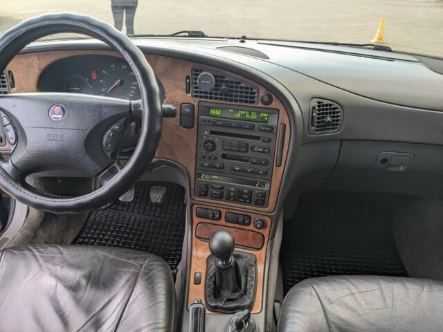 Синий Сааб 9-5, объемом двигателя 2 л и пробегом 480 тыс. км за 2999 $, фото 2 на Automoto.ua