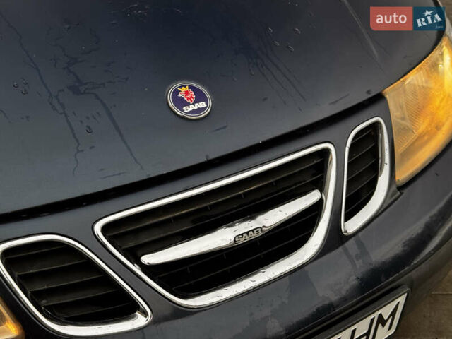 Синий Сааб 9-5, объемом двигателя 1.99 л и пробегом 497 тыс. км за 2350 $, фото 4 на Automoto.ua