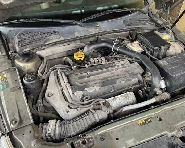 Зелений Сааб 9-5, об'ємом двигуна 2.3 л та пробігом 157 тис. км за 3900 $, фото 26 на Automoto.ua