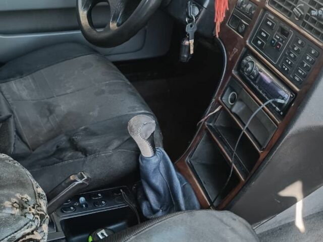 Синій Сааб 9000, об'ємом двигуна 2 л та пробігом 350 тис. км за 2000 $, фото 4 на Automoto.ua