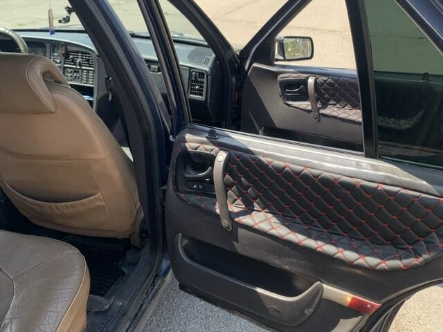 Сааб 9000 1990 в Запорожье на Automoto.ua Синий Сааб 9000, объемом двигателя 2.3 л и пробегом 275 тыс. км за 962 $, фото 4 на Automoto.ua