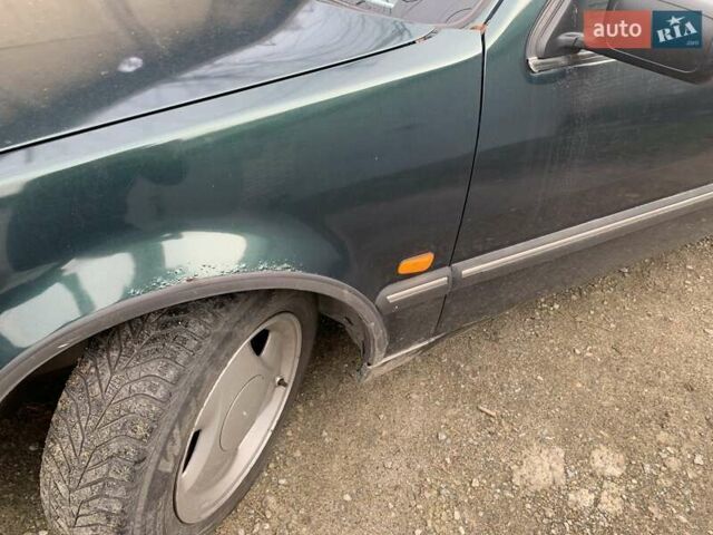 Зелений Сааб 9000, об'ємом двигуна 3 л та пробігом 400 тис. км за 2500 $, фото 3 на Automoto.ua