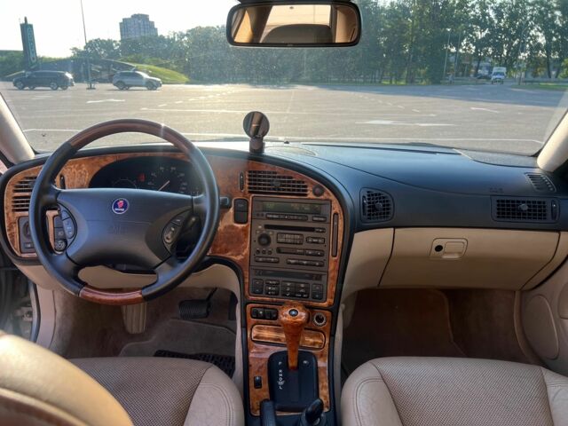 Серый Сааб Аэро, объемом двигателя 2.3 л и пробегом 333 тыс. км за 6200 $, фото 9 на Automoto.ua