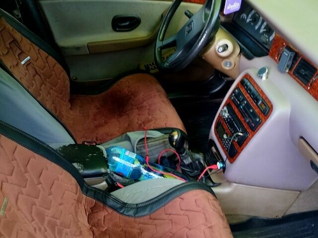 Белый Саманд ЕЛ, объемом двигателя 1.8 л и пробегом 380 тыс. км за 1700 $, фото 4 на Automoto.ua